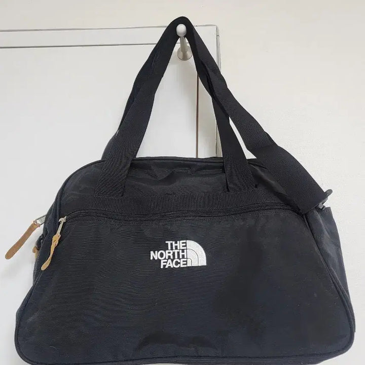 [SOLD OUT] 노스페이스 블랙 더플백(미사용 제품)
