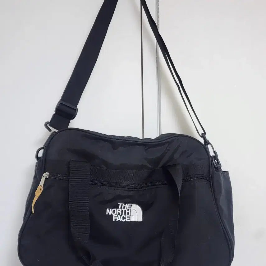 [SOLD OUT] 노스페이스 블랙 더플백(미사용 제품)