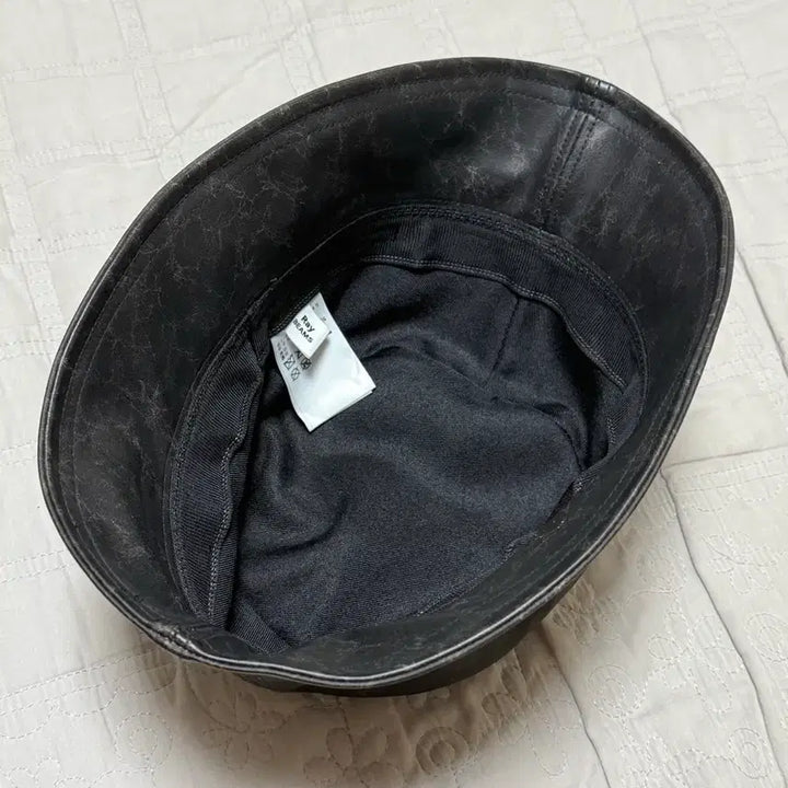 [BUNJANG] BEAMS Leather Bucket Hat / 빔즈 레더 버킷햇