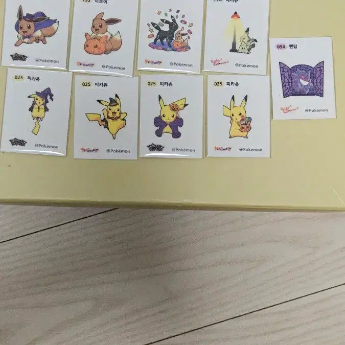 [BUNJANG] Pokemon Halloween Tteok-bbu Seal Stickers / 포켓몬 할로윈 띠부씰 교환/판매