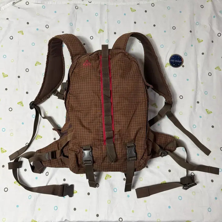[BUNJANG] Nike ACG Hiking Backpack / 나이키 ACG 라인의 브라운 체크 패턴 하이킹 백팩입니다