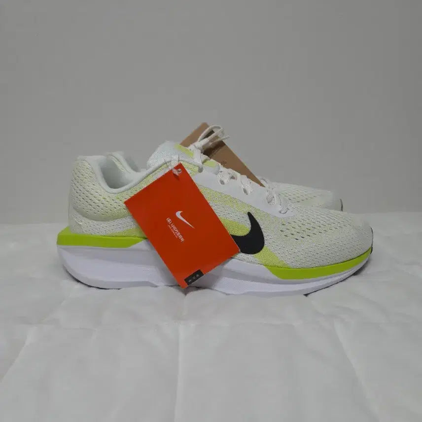 [BUNJANG] Nike Air Winflo 11 Running Shoes (260mm) / 나이키 에어 윈플로 11/새상품/(260)