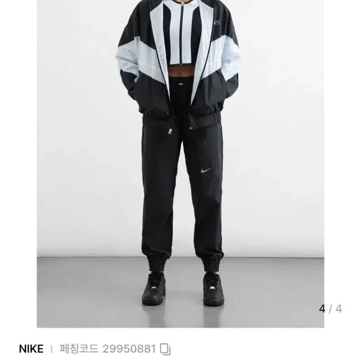 [SOLD OUT] 여성 정품 나이키 NIKE 스포츠웨어 우븐 스트릿 재킷 바람막이 블랙