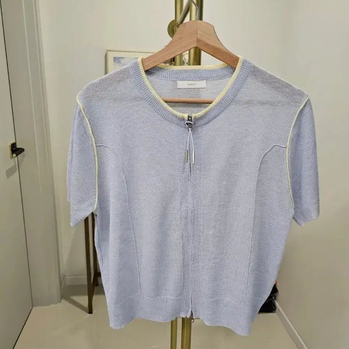 [BUNJANG] Knit Color Block Two-Way Zipper Crop Top / 니트 배색 투지퍼 집업 색상택1