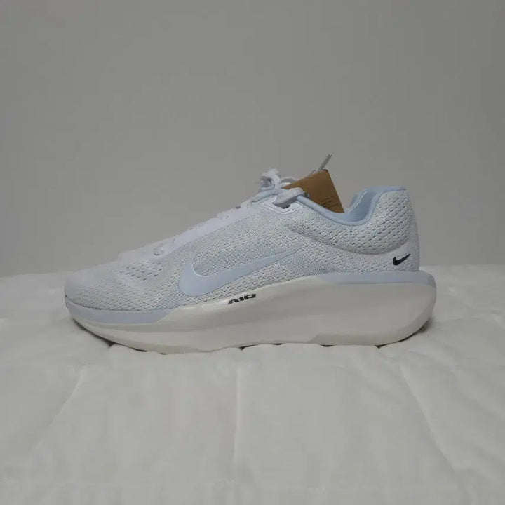 [BUNJANG] Nike Air Winflo 11 Running Shoes (260mm) / 나이키 에어 윈플로 11/새상품/(260)