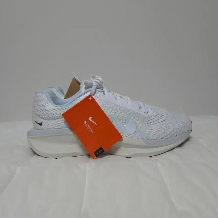 [BUNJANG] Nike Air Winflo 11 Running Shoes (260mm) / 나이키 에어 윈플로 11/새상품/(260)