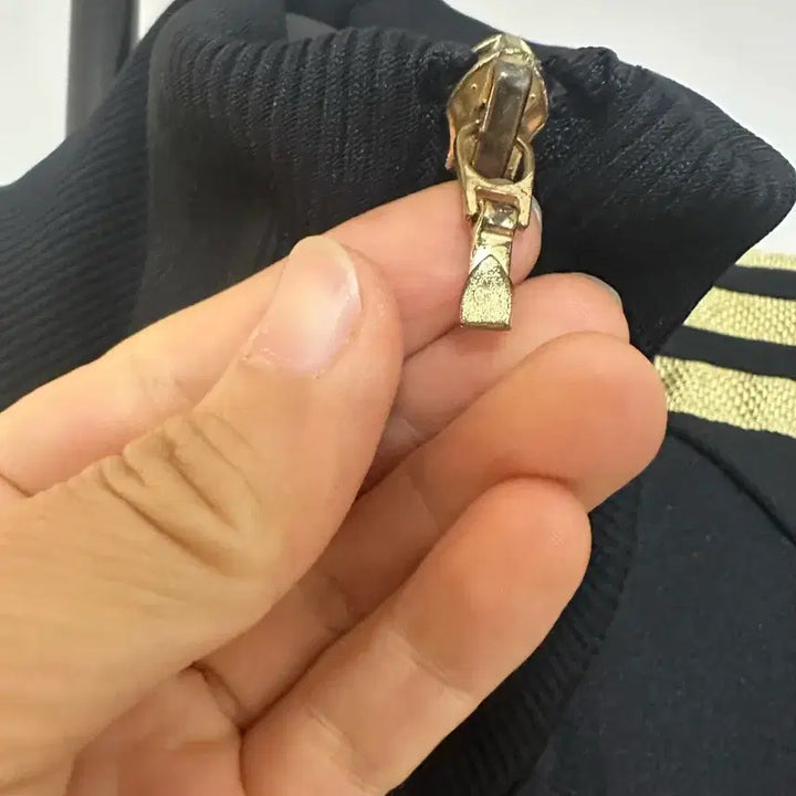 [BUNJANG] Adidas Firebird Sequin Track Jacket (Size 90) / 아디다스   파이어버드 스팽글   져지집업-90사이즈