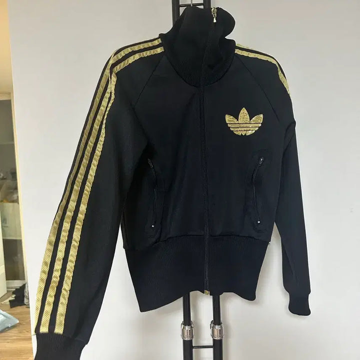 [BUNJANG] Adidas Firebird Sequin Track Jacket (Size 90) / 아디다스   파이어버드 스팽글   져지집업-90사이즈