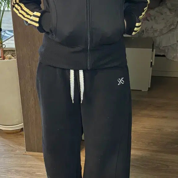 [BUNJANG] Adidas Firebird Sequin Track Jacket (Size 90) / 아디다스   파이어버드 스팽글   져지집업-90사이즈