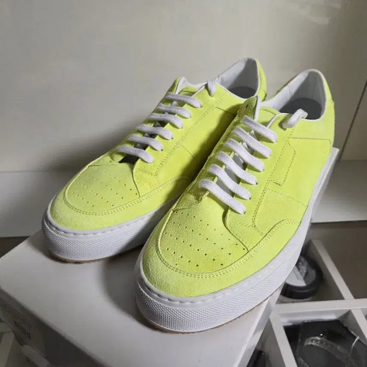 [BUNJANG] Common Projects Sneakers Neon / 커먼프로젝트 스니커즈 네온
