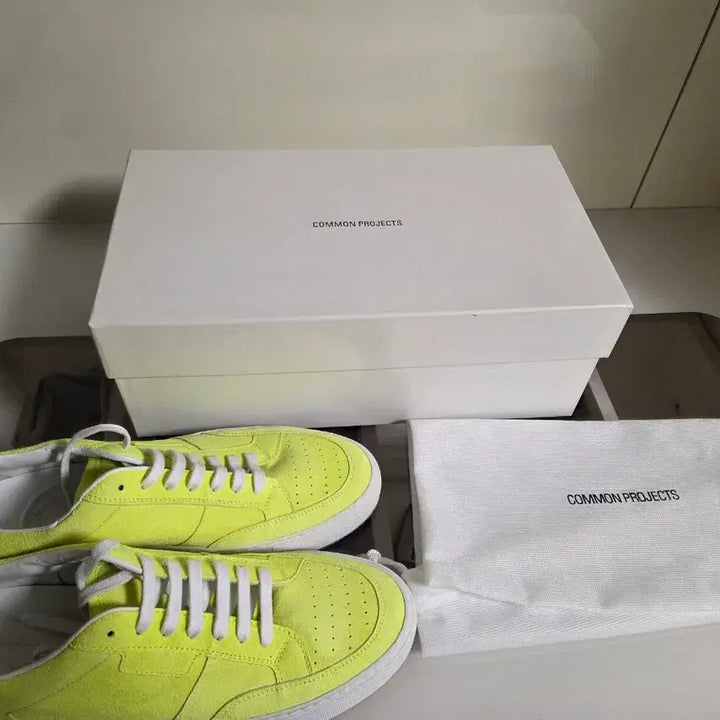 [BUNJANG] Common Projects Sneakers Neon / 커먼프로젝트 스니커즈 네온