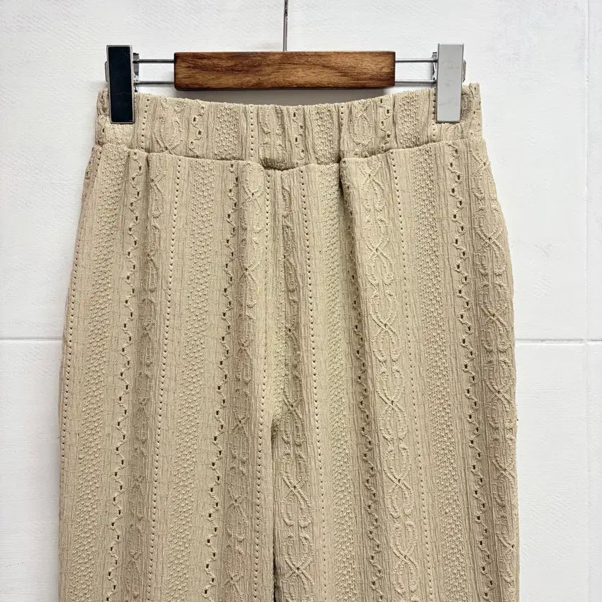 [BUNJANG] Beige Perforated Layered Bending Bootcut Pants L / 베이지 펀칭 레이어드 밴딩 부츠컷 팬츠 L JPN