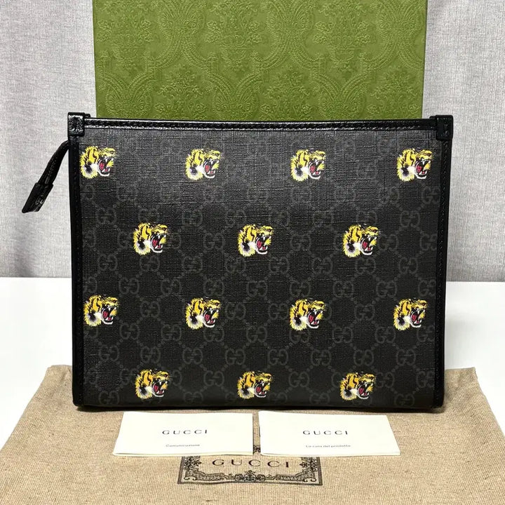 [BUNJANG] Gucci GG Supreme Tiger Clutch Bag / [S+급/정품] 구찌 GG 수프림 타이거 클러치백