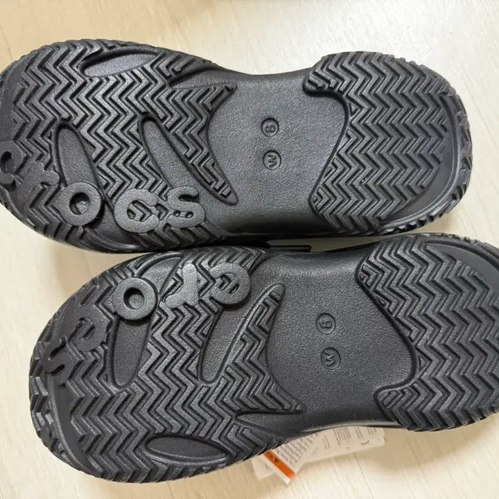 [SOLD OUT] 크록스 케이지드 뮬 블랙 250