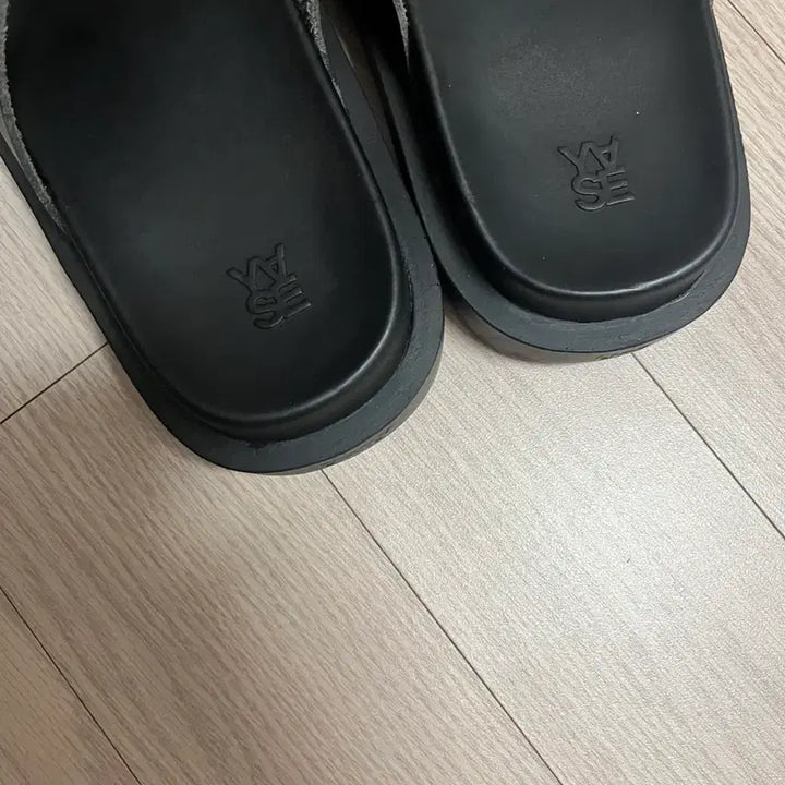 [BUNJANG] Yase Flip Flop 260 Leather Sandals / 야세 플립플랍 260 야세 쪼리 야세 슬리퍼 야세 레더 쪼리 레더 슬리퍼