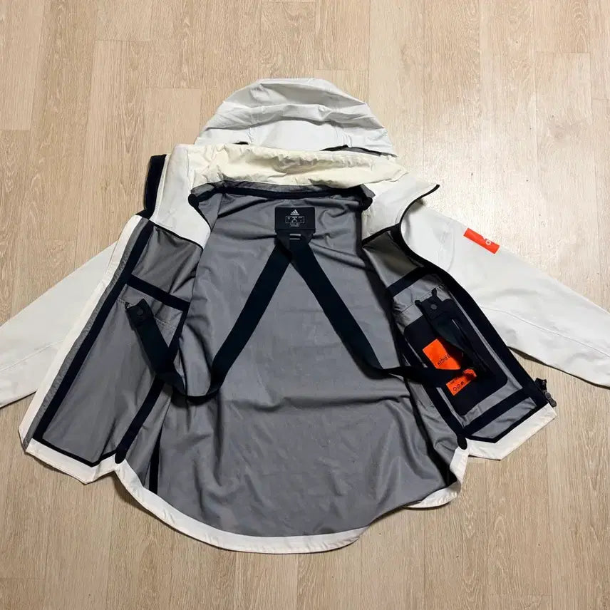 [SOLD OUT] 아디다스 마이쉘터 레인자켓 바람막이 - XS(실측S)사이즈