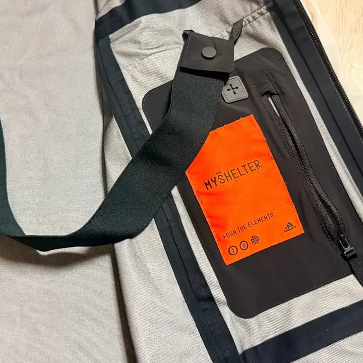 [SOLD OUT] 아디다스 마이쉘터 레인자켓 바람막이 - XS(실측S)사이즈