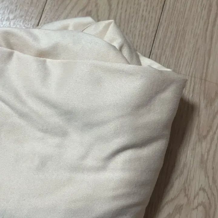 [BUNJANG] Dope Basic One Shoulder Top Light Beige / 도프 베이직 원숄더 티 연베이지