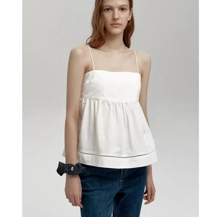 [BUNJANG] Shop M Veronica Sleeveless Top White (S) / 샵엠 베로니카 슬리브리스 화이트 s사이즈 veronica sleevele