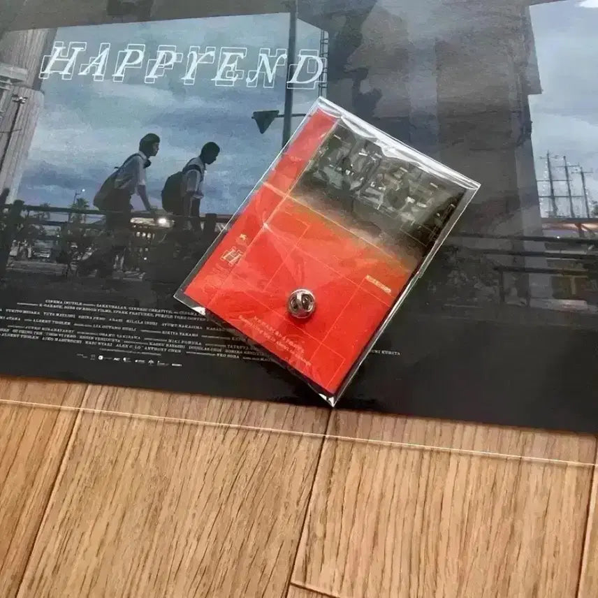 [BUNJANG] Happy End Artist Badge, Main Poster, Subwoofer Poster, Scenario Postcard Set / 해피엔드 아티스트 뱃지 포스터 네오소라 영화 일본영화굿즈 시나리오카드