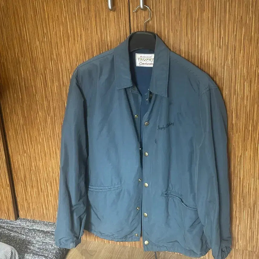 [BUNJANG] Trophy Clothing Wing Logo Warm-up Coach Jacket Charcoal L / 트로피클로딩 윙로고 웜업 코치자켓 차콜 L