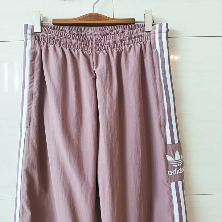 [SOLD OUT] 남성 아디다스 adidas 정품 품절 락업트랙팬츠 트레이닝 하의 운동바지