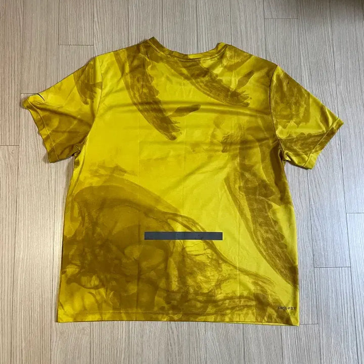 [BUNJANG] Nike Rise 365 Running Division Dri-FIT Short-Sleeve T-Shirt / 나이키 라이즈 365 러닝 디비전 드라이핏 반팔