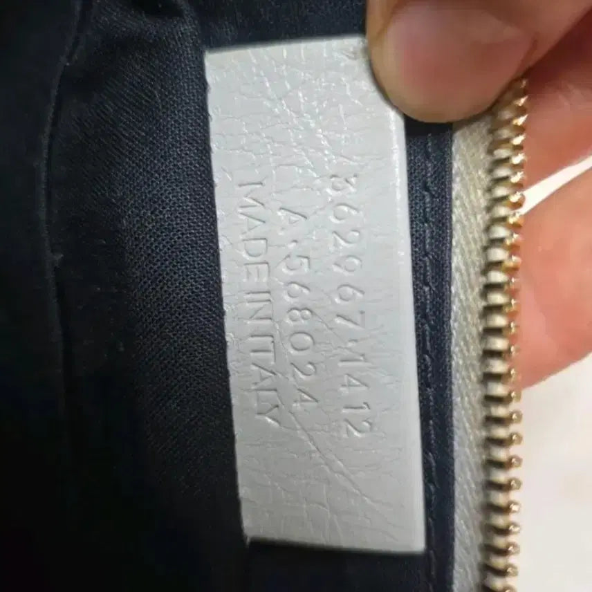 [BUNJANG] Balenciaga Classic Clutch Bag Gray / 발렌시아가 클래식 클러치백 그레이