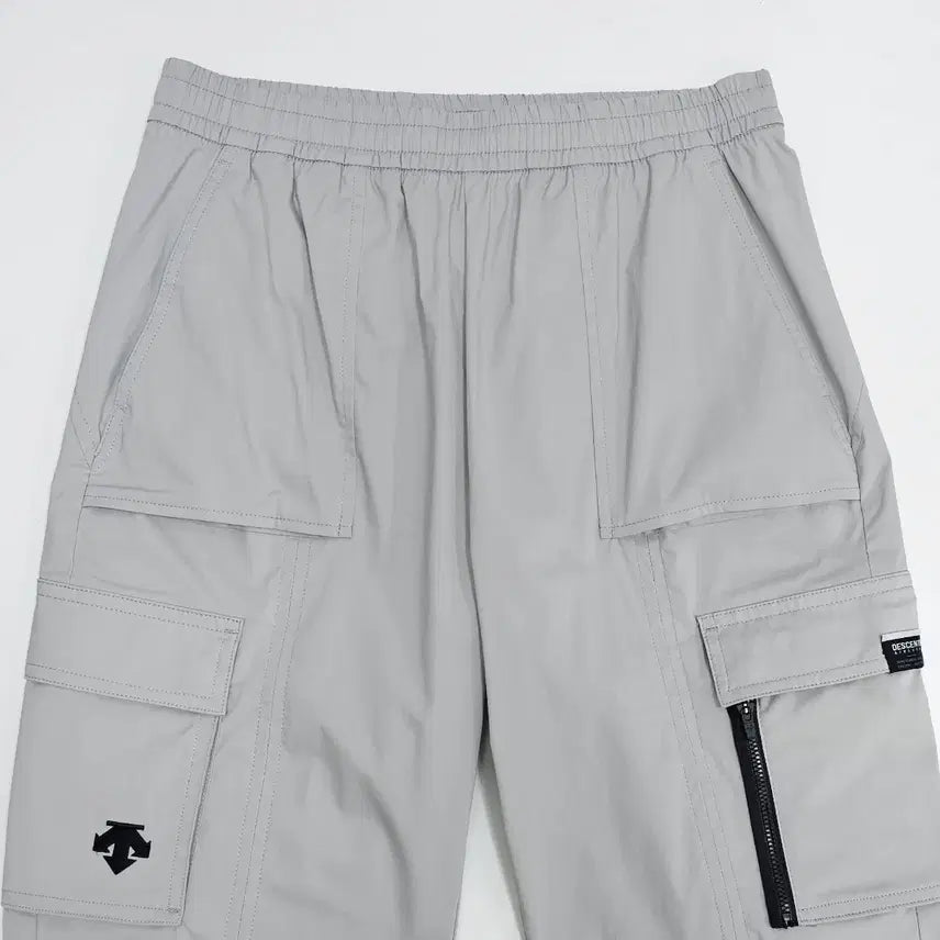 [BUNJANG] Descente Training Cargo Jogger Pants (2023) / 데상트 트레이닝 카고 조거 팬츠(23년)