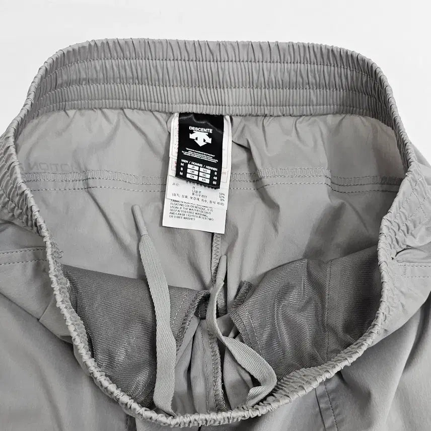 [BUNJANG] Descente Training Cargo Jogger Pants (2023) / 데상트 트레이닝 카고 조거 팬츠(23년)