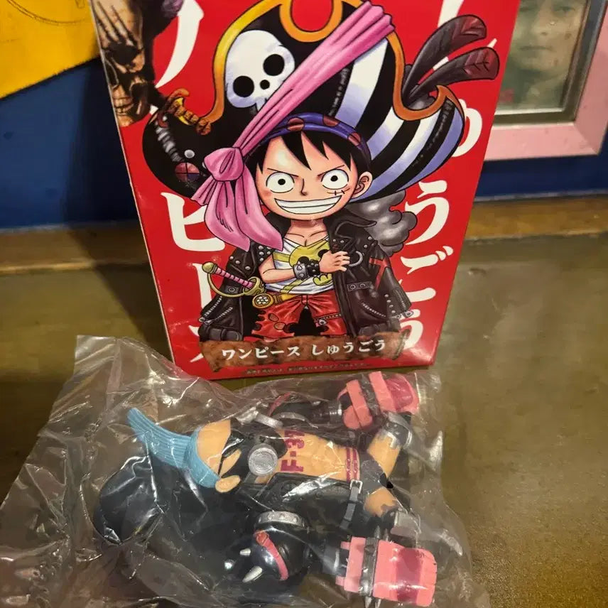 [BUNJANG] Franky Red Film Figure / 미개봉(원피스) 프랑키 레드필름 피규어 팝니다