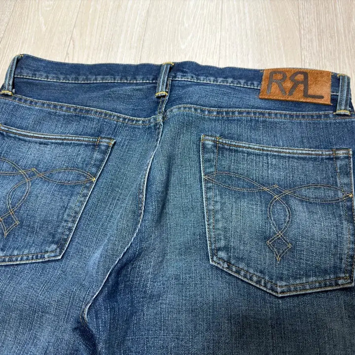 [SOLD OUT] [34/32]RRL 서튼 슬림부츠 셀비지 데님팬츠