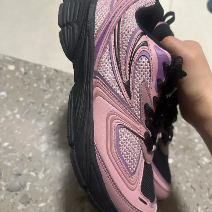 [BUNJANG] Fila Han So Hee Sneakers 245 / 휠라 한소희 운동화 245(10분착용)