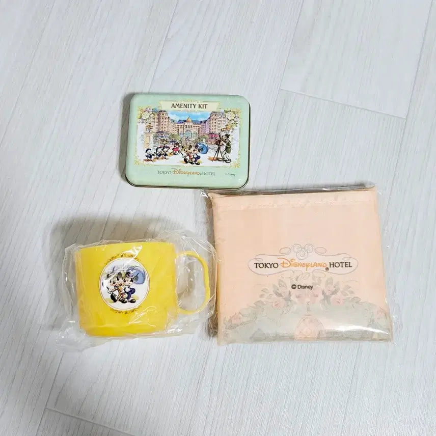 [BUNJANG] Disney Resort Vacation Package Eco Bag, Cup &amp; Case Set / Disney 디즈니 리조트 베케이션 패키지 에코백 &amp; 컵 &amp; 케이스