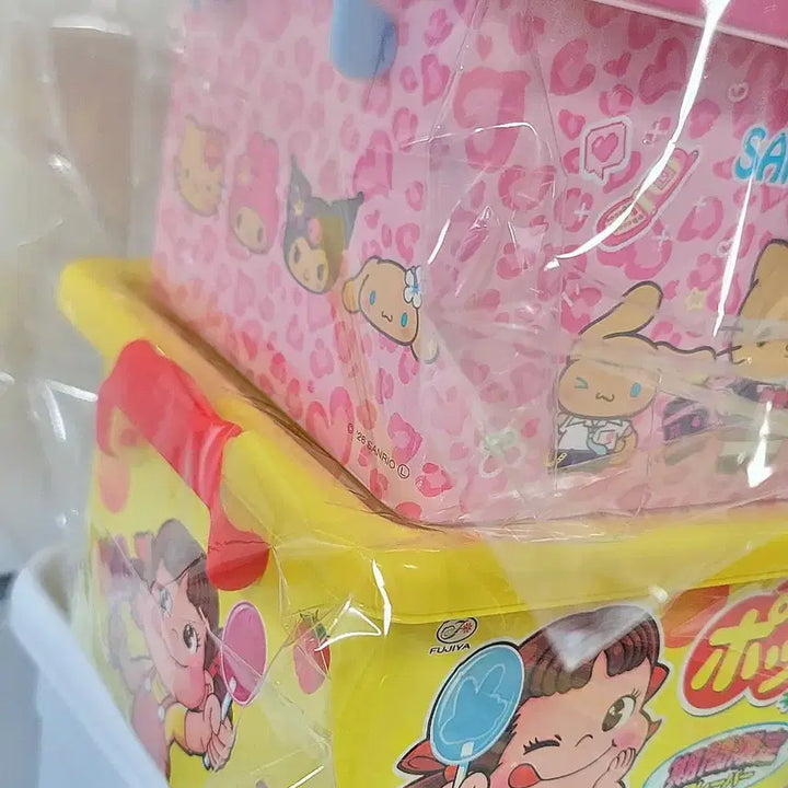 [SOLD OUT] 페코짱 팝캔디+갸루 산리오 캐릭터 컨테이너 2종 일괄 (안에 간식 포함)