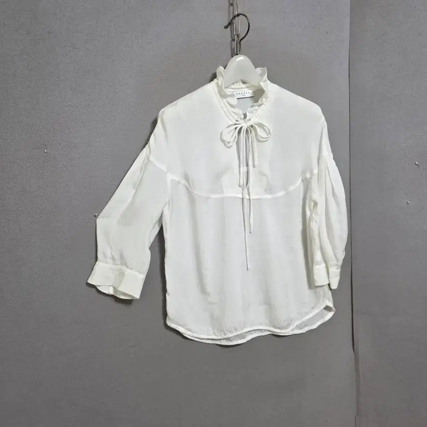 [BUNJANG] Sandro White Blouse / 산드로 흰색 블라우스 1   n4406
