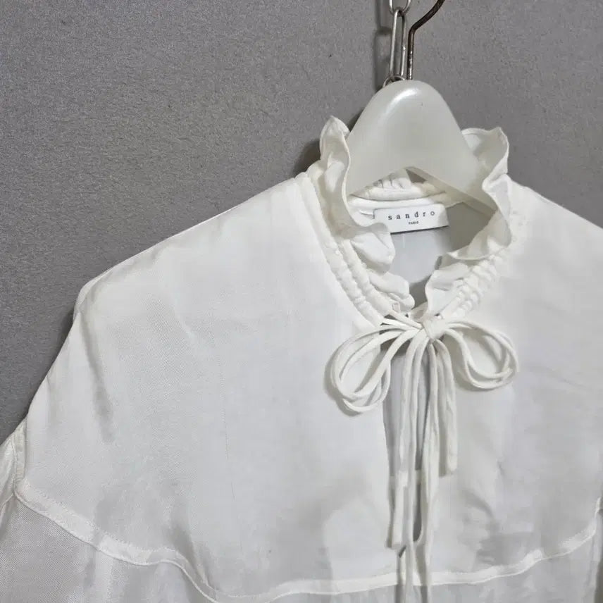 [BUNJANG] Sandro White Blouse / 산드로 흰색 블라우스 1   n4406