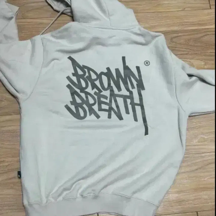 [BUNJANG] Brownbreath Hoodie / 브라운브레스 후드티