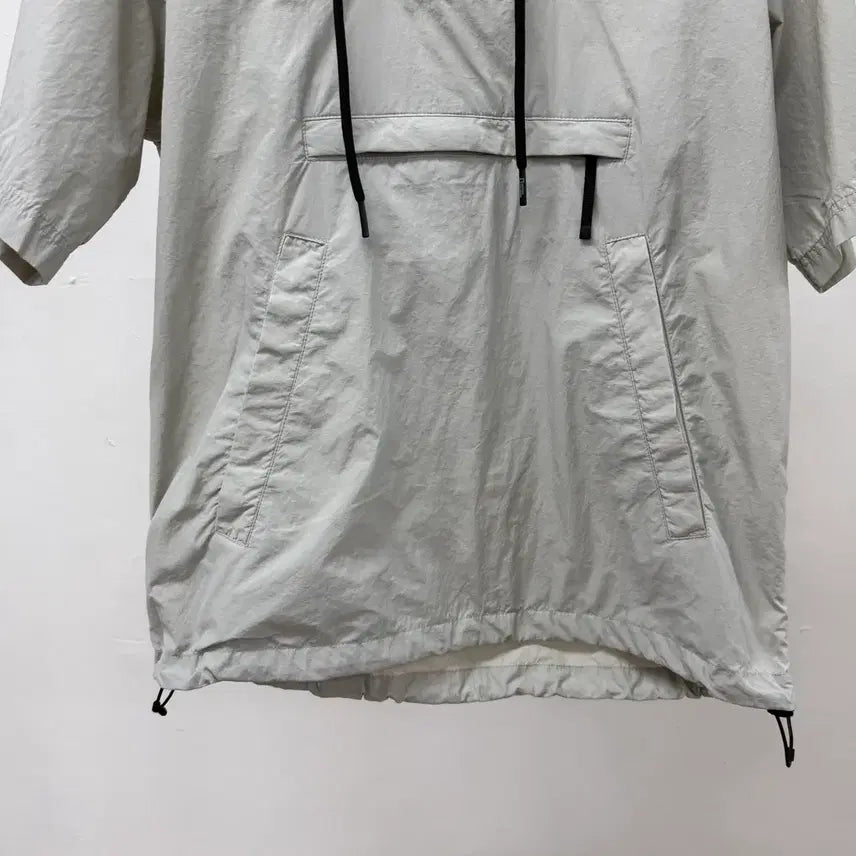 [BUNJANG] National Geographic Anorak Short Sleeve Windbreaker (L) / 내셔널지오그래픽 아노락 반팔 바람막이 L 남녀공용 JS45