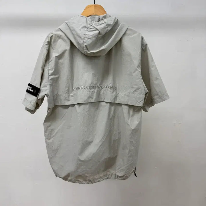 [BUNJANG] National Geographic Anorak Short Sleeve Windbreaker (L) / 내셔널지오그래픽 아노락 반팔 바람막이 L 남녀공용 JS45