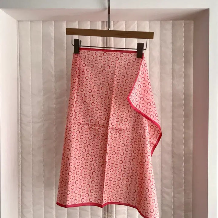 [BUNJANG] Celine Pink Monogram Cotton Scarf / 셀린느 핑크 모노그램 코튼 스카프