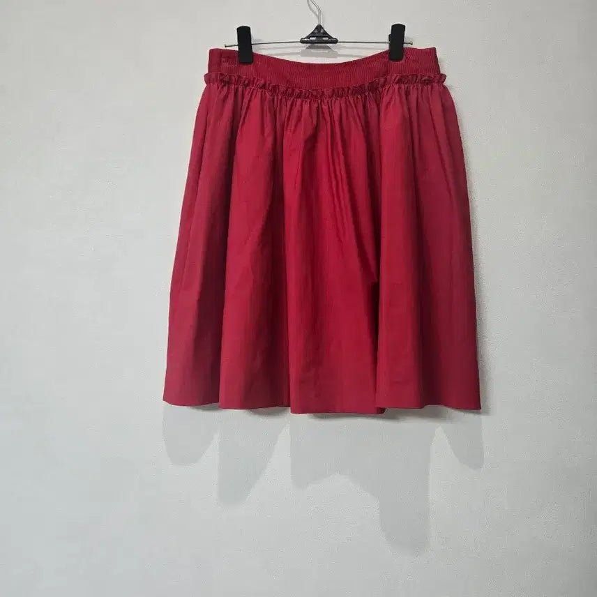 [BUNJANG] RENEEVON Red Flare Skirt / RENEEVON 레니본 레드 플레어 스커트 허리26