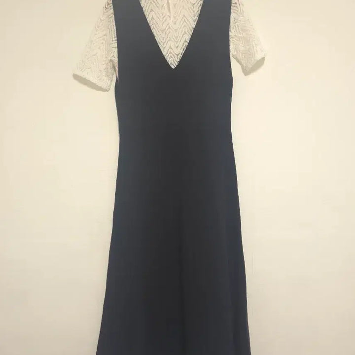 [SOLD OUT] 시슬리 레이어드 원피스 세트 (네이비+화이트 레이스) S