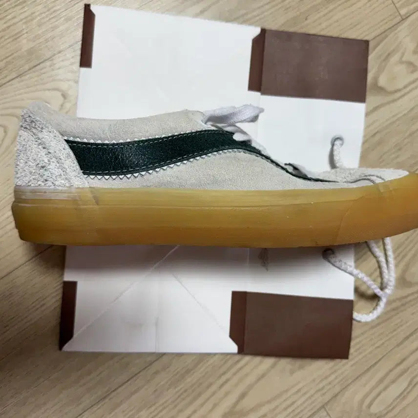 [BUNJANG] Vans Style 36 Suede Green/White Sneakers / 반스 스타일 36 스웨이드 그린/화이트 스니커즈