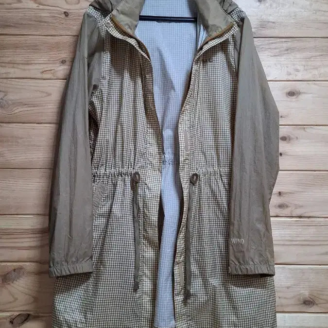 [SOLD OUT] 메렐 바람막이 자켓