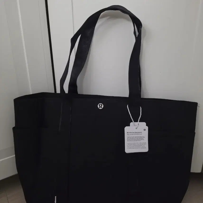 [SOLD OUT] 룰루레몬 멀티포켓 토트백 20L