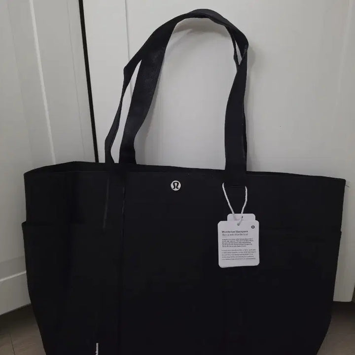 [SOLD OUT] 룰루레몬 멀티포켓 토트백 20L