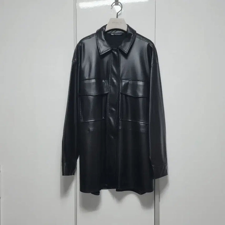 [BUNJANG] ZARA Eco Leather Overshirt Jacket Black M / 정품 자라 에코 레더 오버 포켓 셔츠 자켓 블랙 M 미디움 새상품 가죽