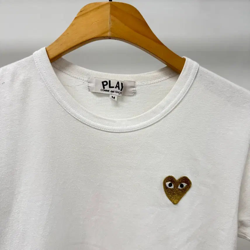 [BUNJANG] Comme des Garcons Play Heart T-Shirt White M / 꼼데가르송 플레이 하트 반팔티 화이트 M. JS45