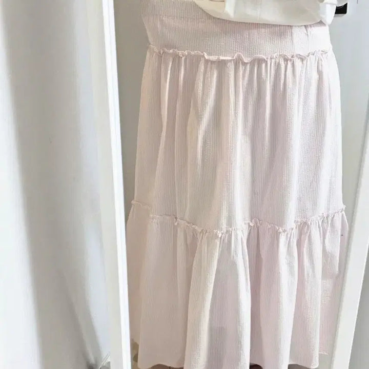 [BUNJANG] Striped Frill Long Skirt / 스트라이프 프릴캉캉 롱스커트 색상택1